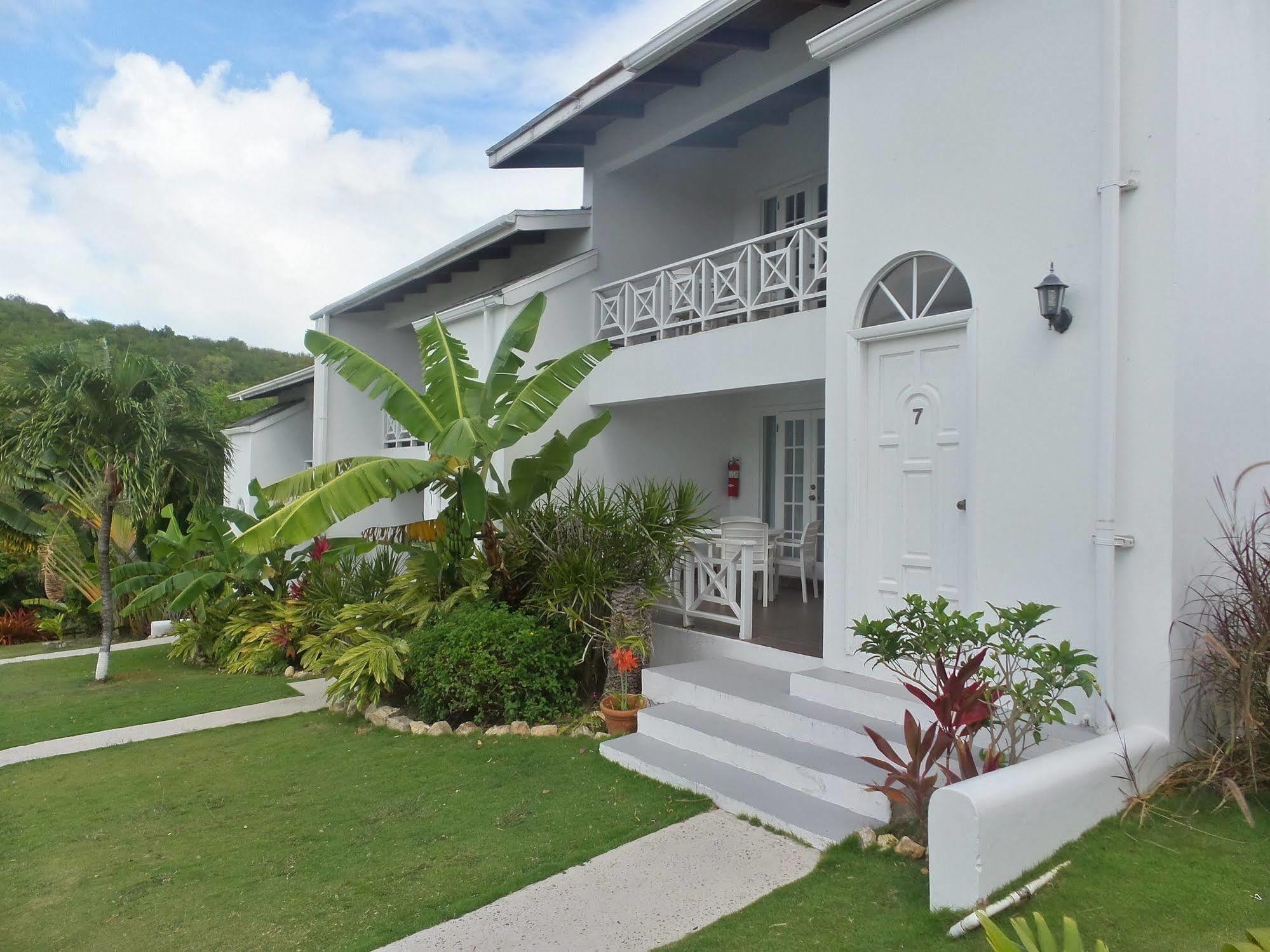 Dickenson Bay Cottages Cedar Grove Exterior foto