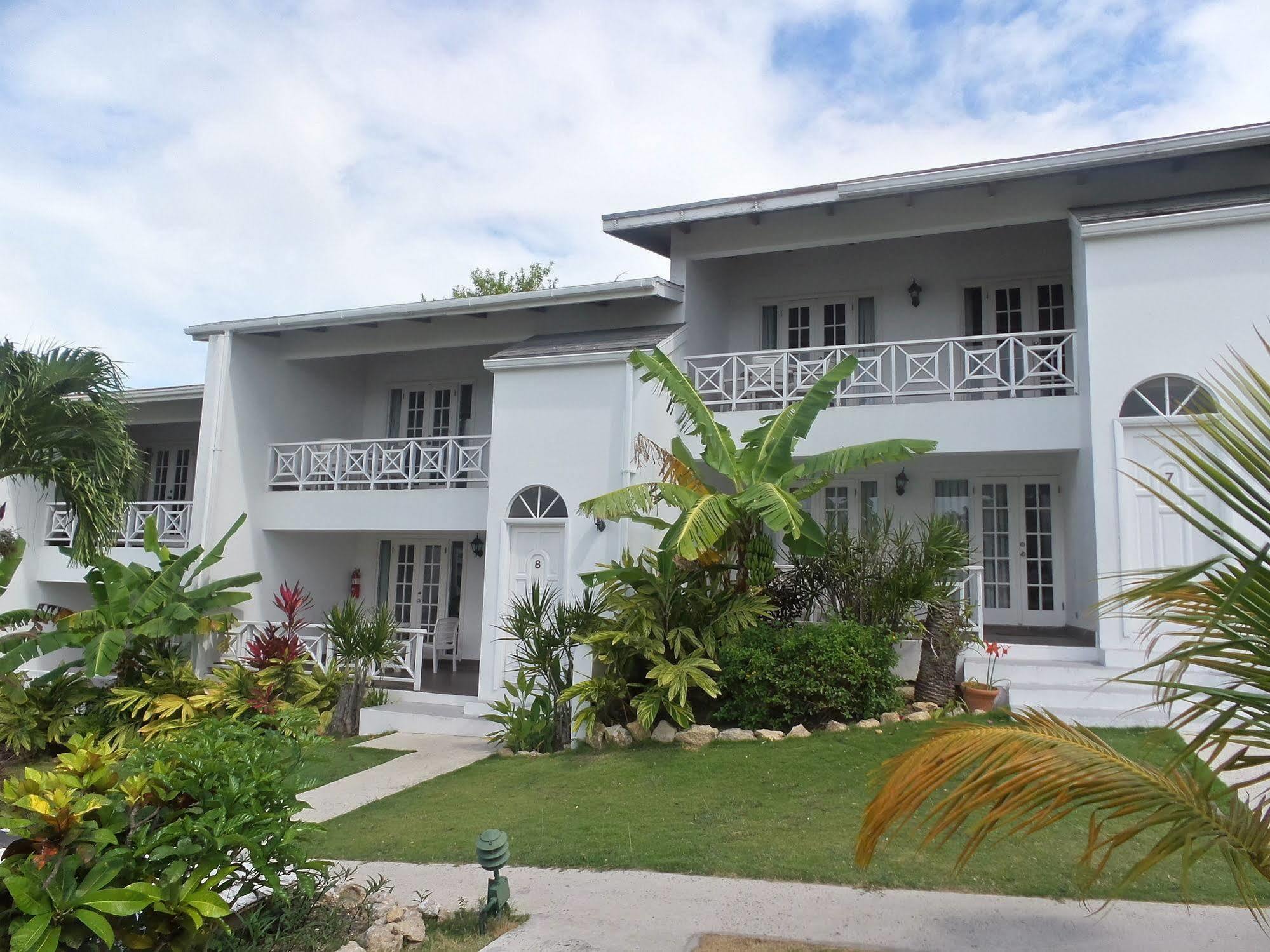 Dickenson Bay Cottages Cedar Grove Exterior foto